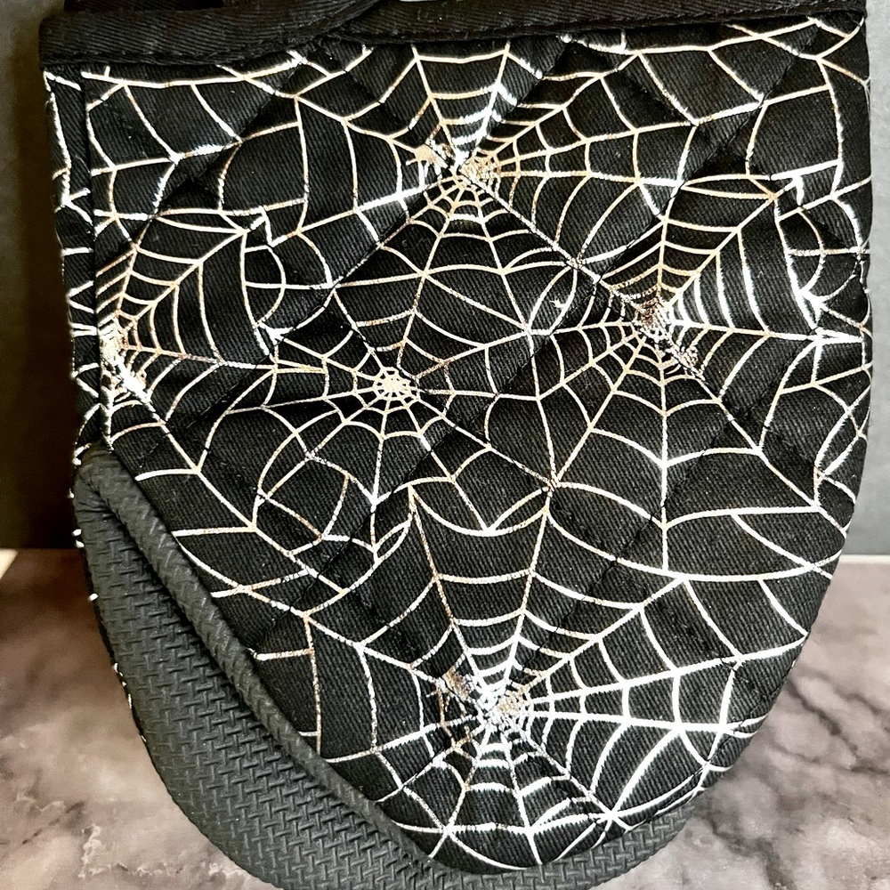 Halloween Set of 2 Mini Oven Mitts Metallic Silver Spider Webs Cobwebs